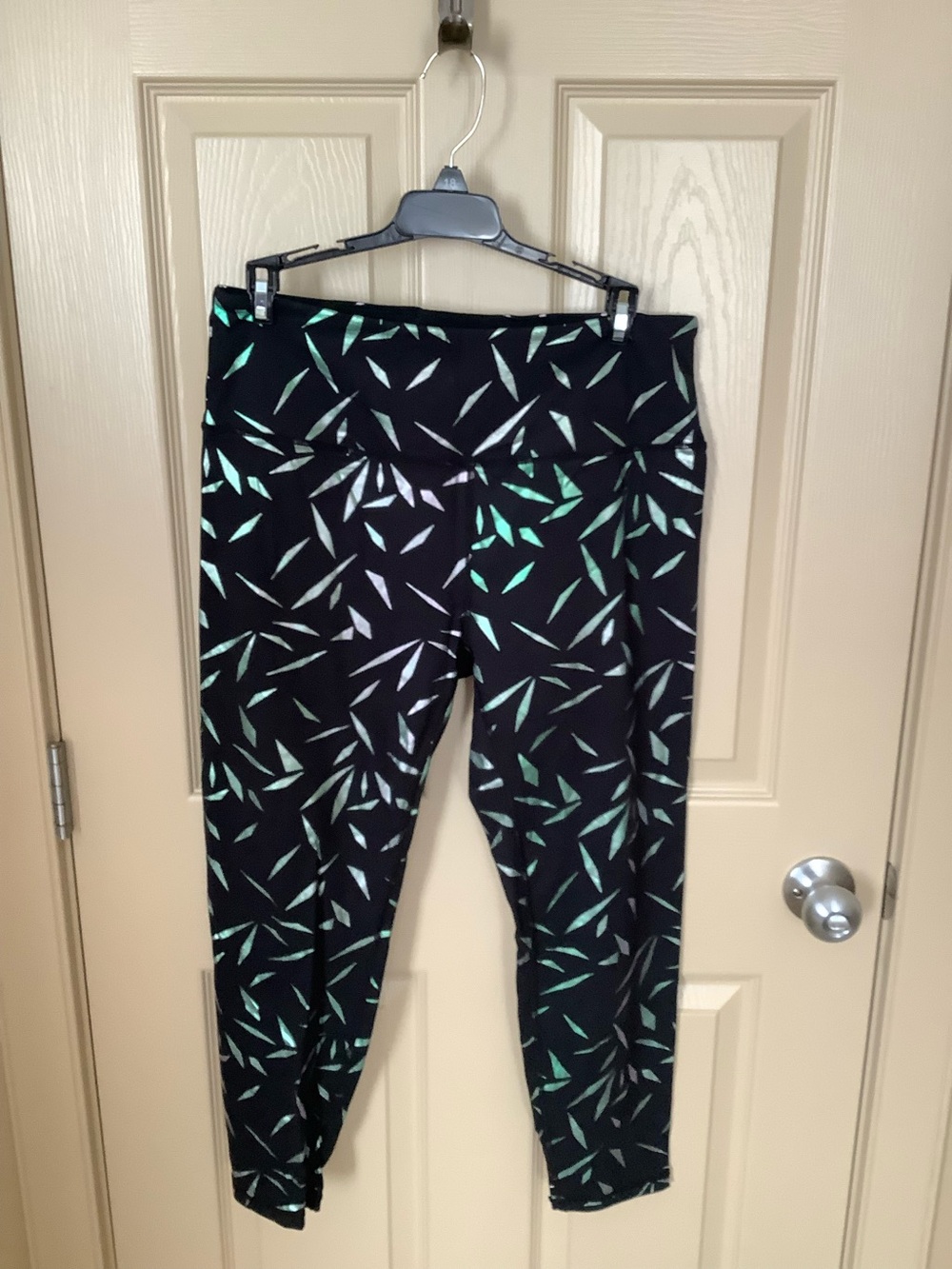 Zyia Active Leggings